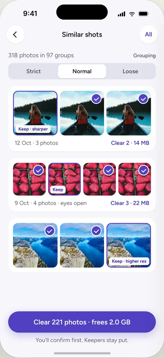 Similar shots in éPure. In each group one photo is outlined and tagged with the reason it was kept, such as Keep, sharper, and Keep, higher res.